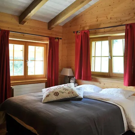 Edelweiss Stunning Glacier View *