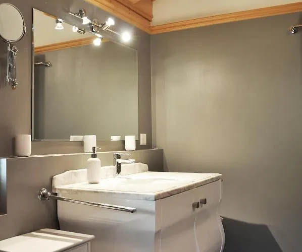 Edelweiss Stunning Glacier View