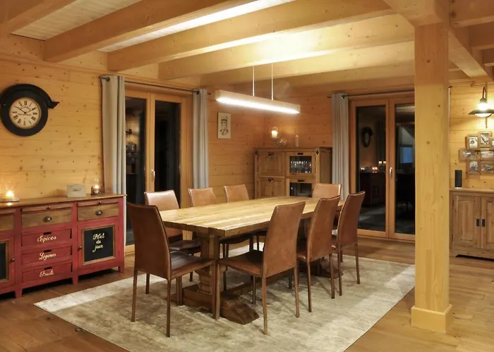 Edelweiss Stunning Glacier View Chalet