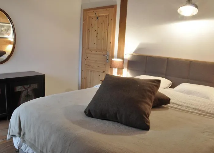 Chalet Edelweiss Stunning Glacier View