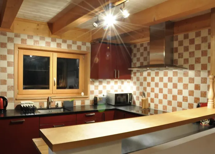 Edelweiss Stunning Glacier View * 莱迪亚布勒雷