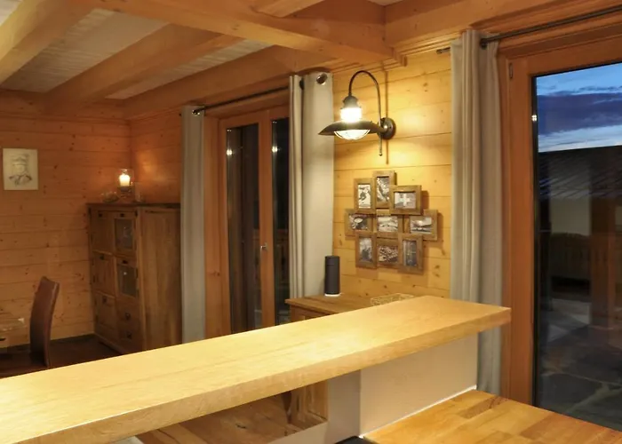 Edelweiss Stunning Glacier View 莱迪亚布勒雷