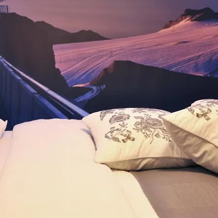 Domek alpejski Edelweiss Stunning Glacier View